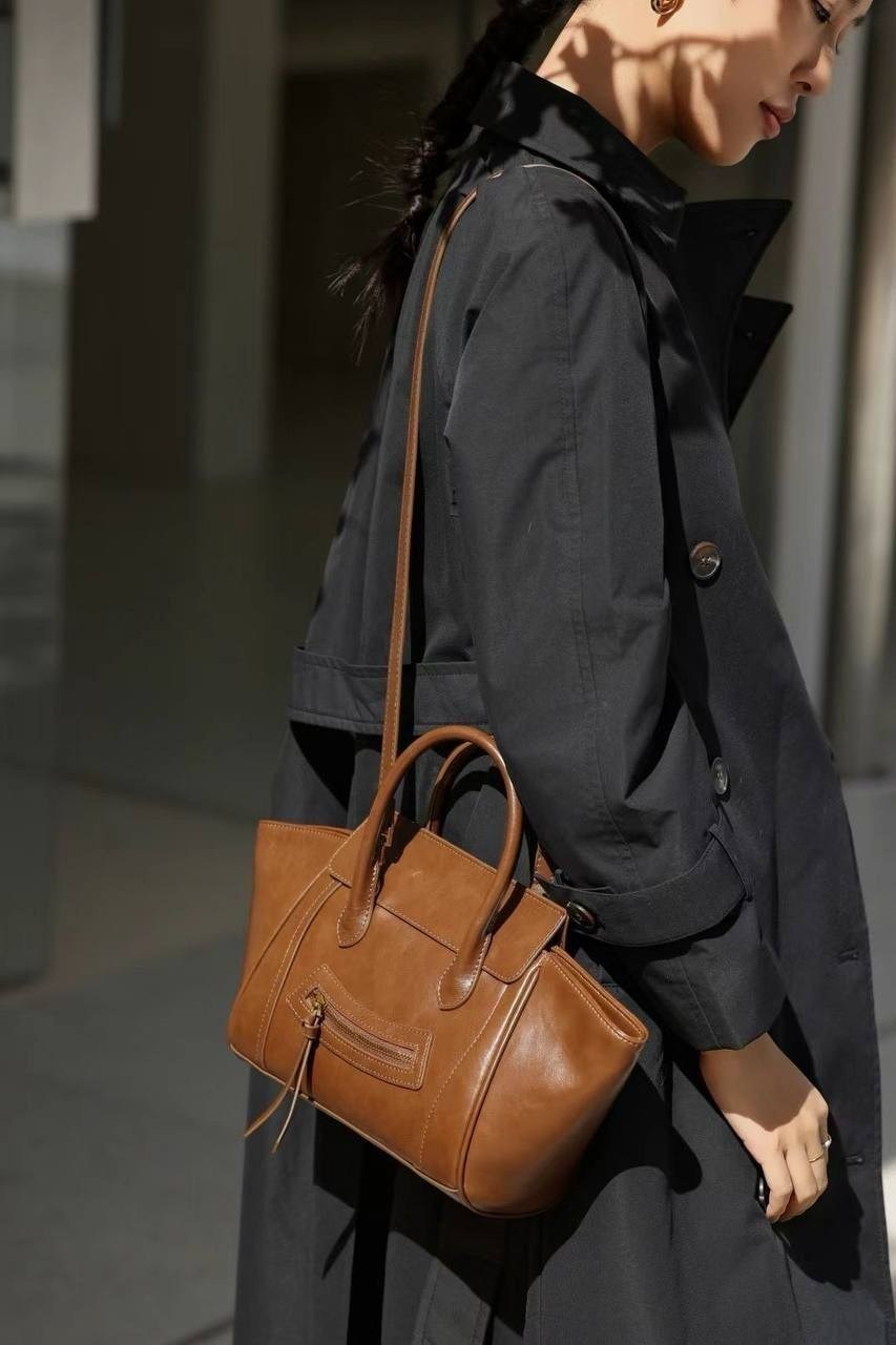 Classic Trapeze City Tote