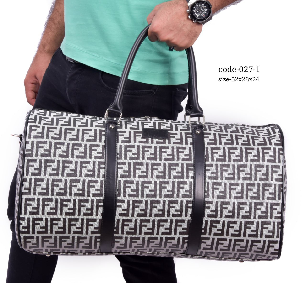 FENDI Premium Patterned Travel Duffle Bag