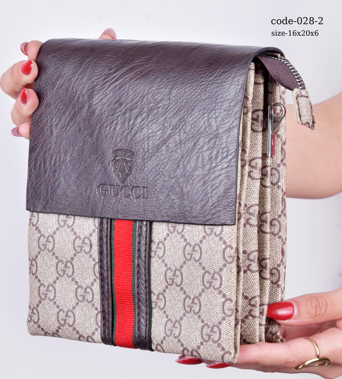 Elegant  Gucci Crossbody Messenger Bag