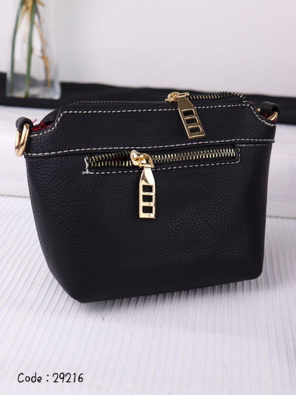HERMES Luxurious Women's Handbag with Multiple Carrying
