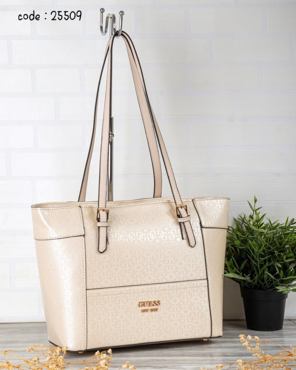 GUESS Monogram Classic Tote Bag