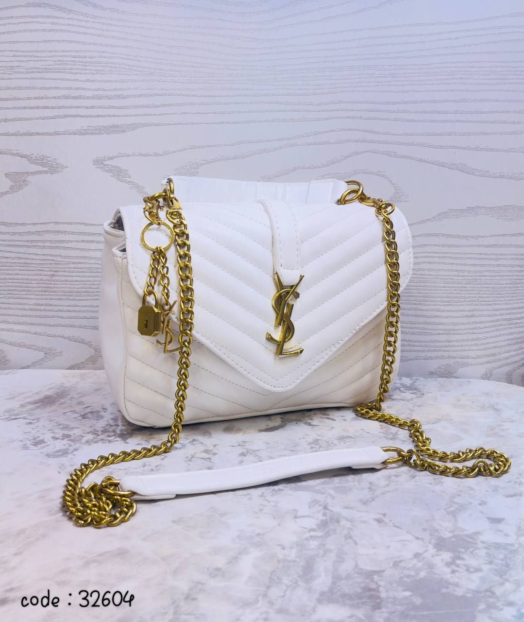 Elegant Quilted Chevron Shoulder Bag