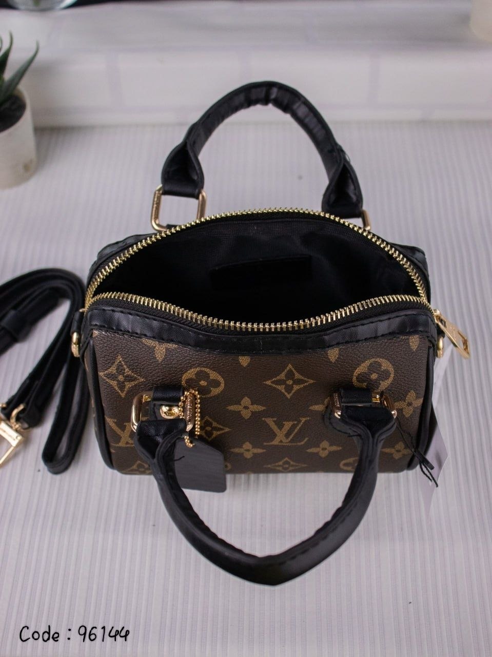 Louis Vuitton Nano Speedy Bandoulière Monogram & Damier
