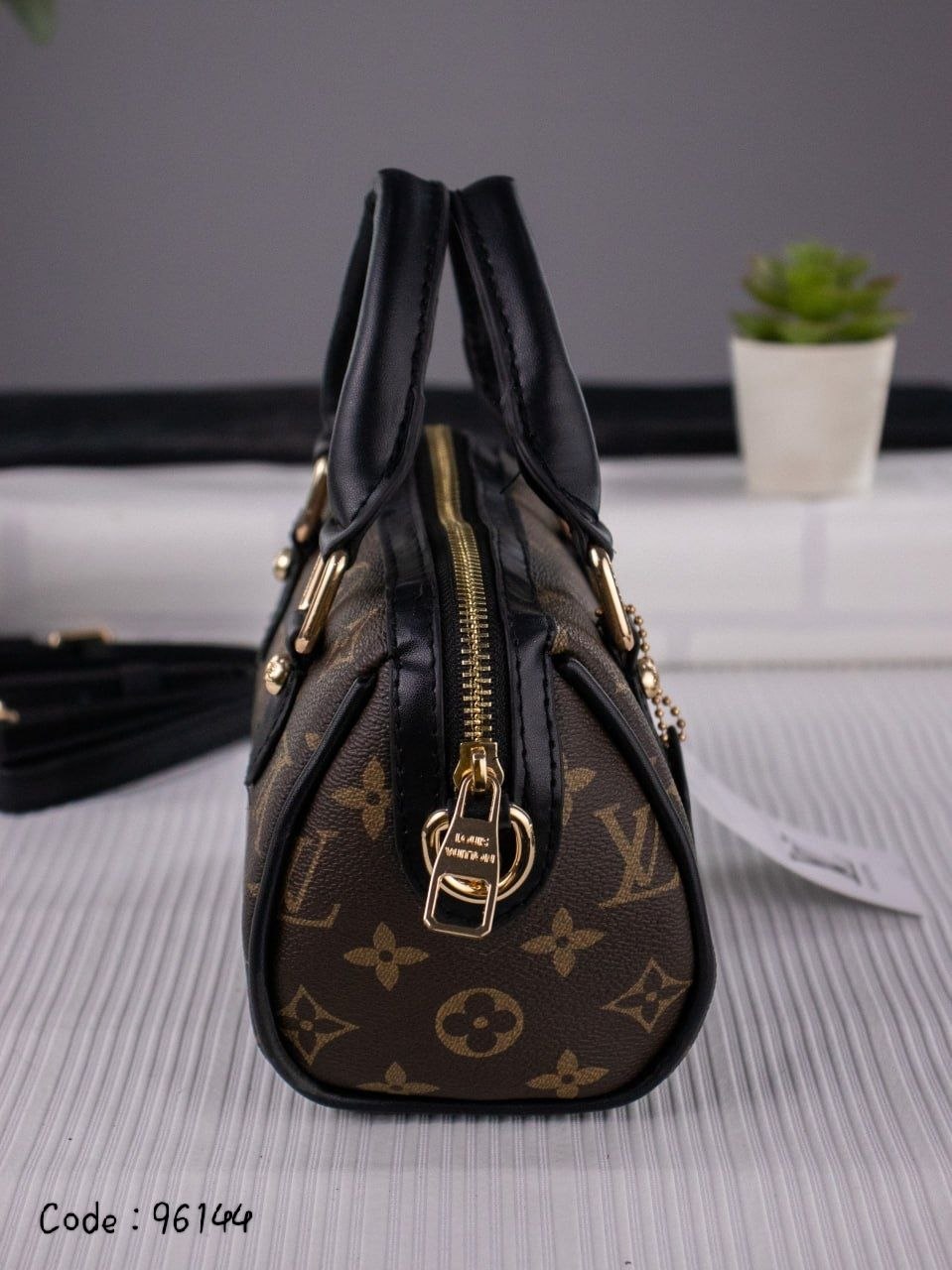 Louis Vuitton Nano Speedy Bandoulière Monogram & Damier