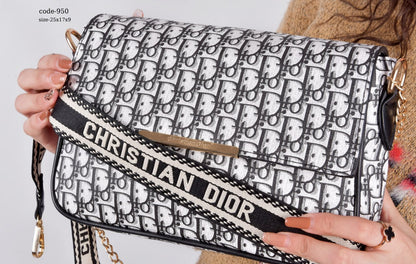 Elegant Oblique dior bag