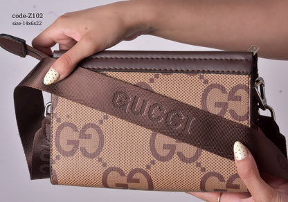 Elegant Crossbody Clutch Bag with mini-pouch