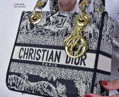 DIOR