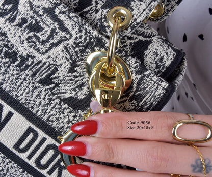 DIOR