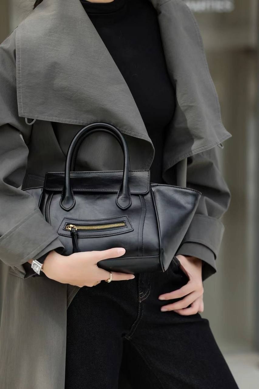 Classic Trapeze City Tote