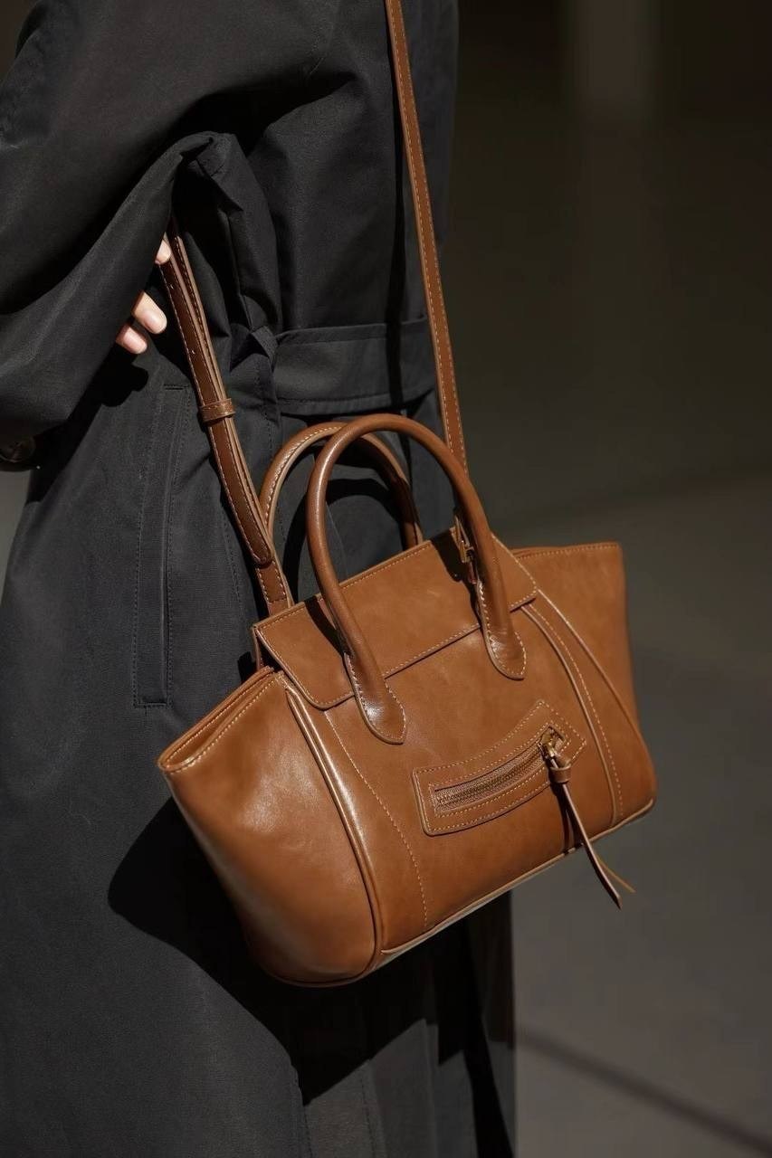Classic Trapeze City Tote
